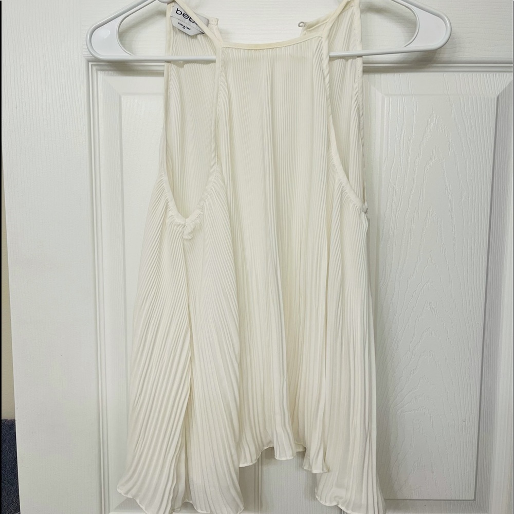 Beautiful Bebe Top❤️